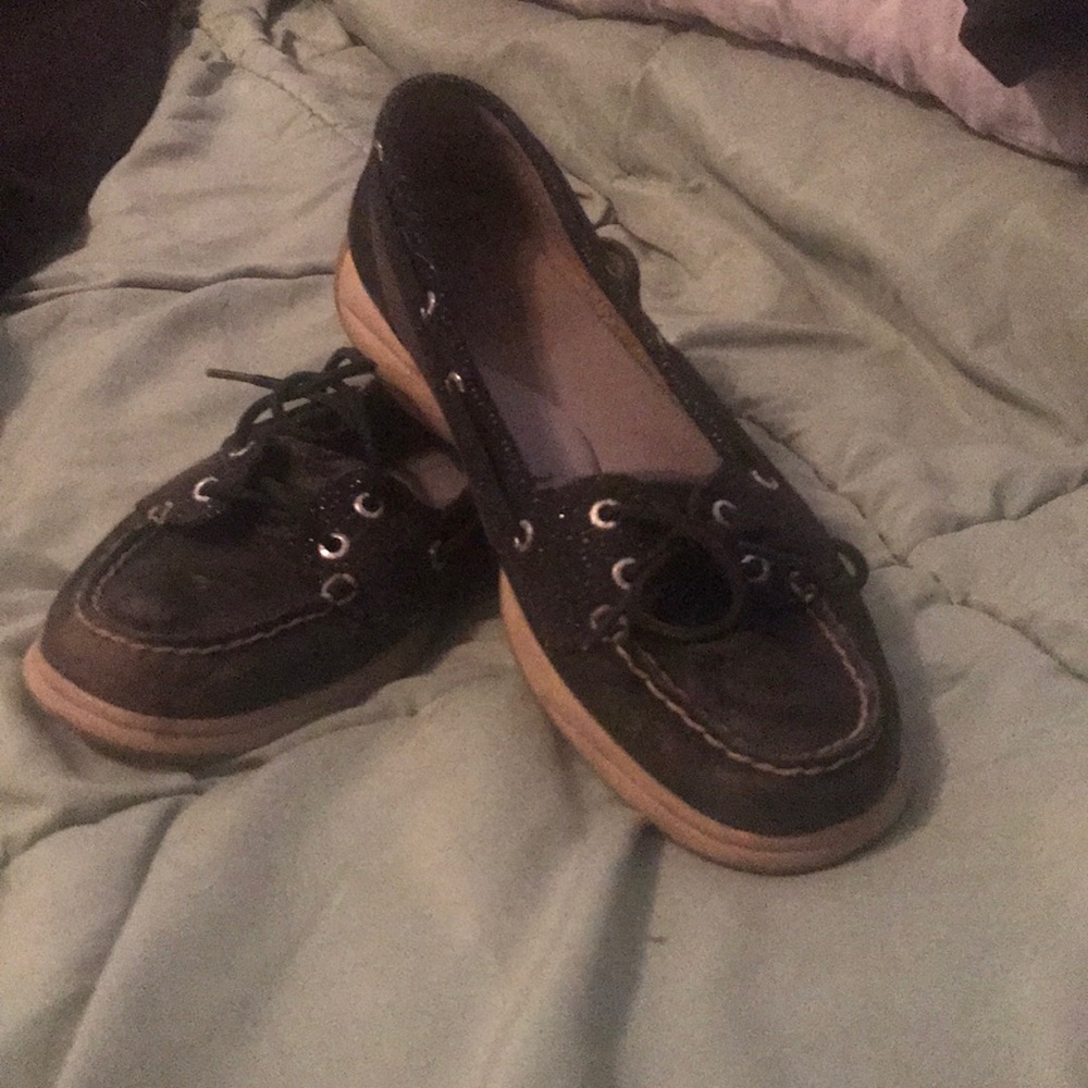 Sperry top sliders